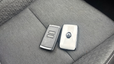 Renault Captur 1.6 E-TECH Hybrid 145 Iconic Edition 5dr Auto Hybrid Hatchback